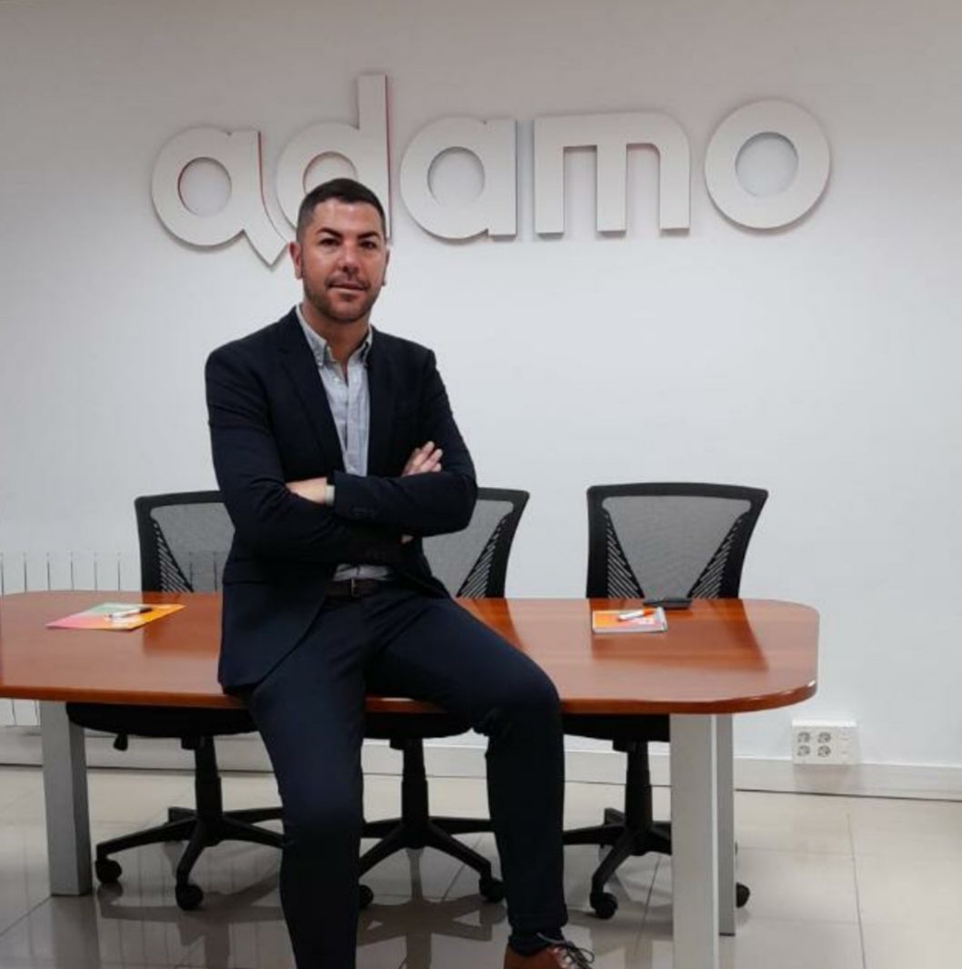 David Llano: "Había que llevar la fibra óptica a los núcleos rurales" David Llano: "Había que llevar la fibra óptica a los núcleos rurales"