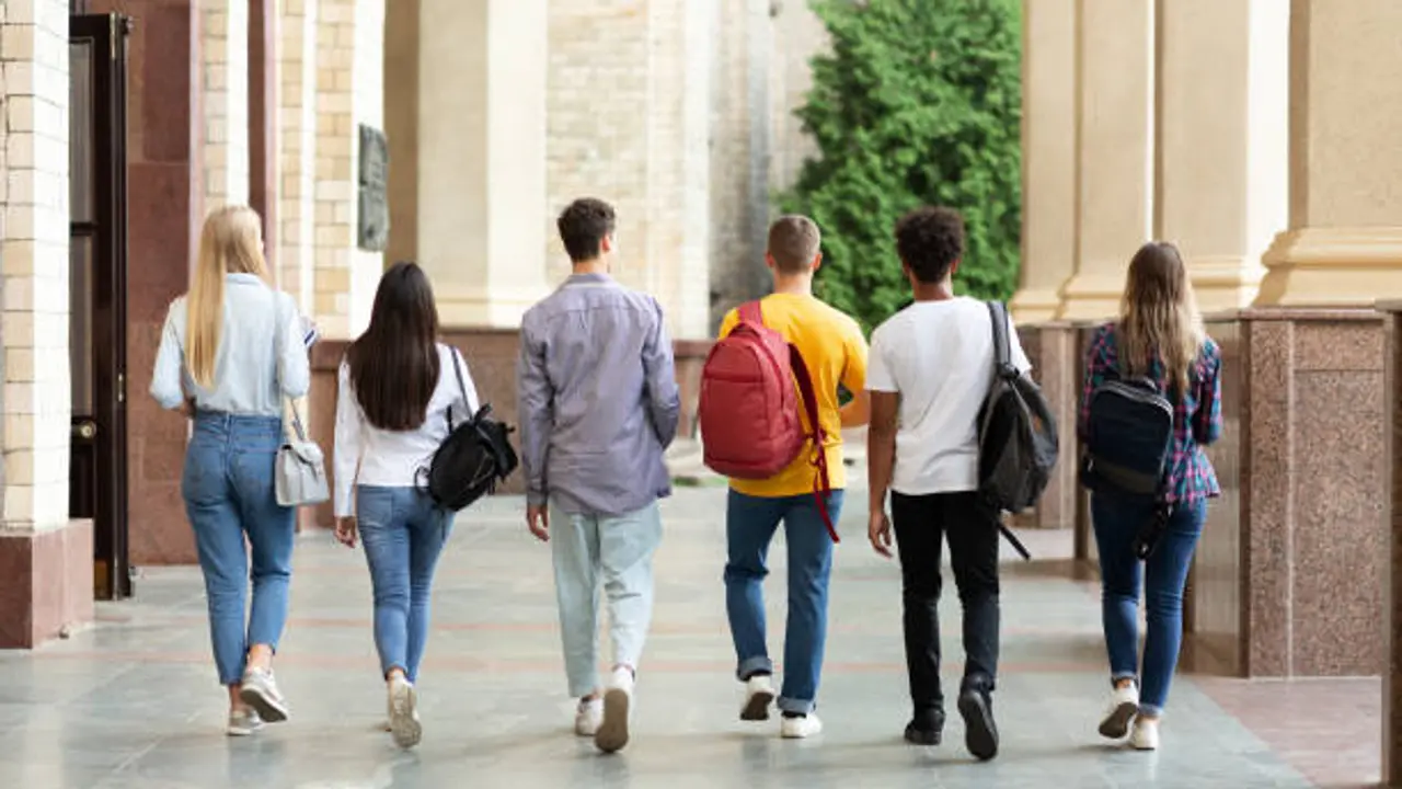 El 13,5% de los estudiantes cambia de titulación en unos meses