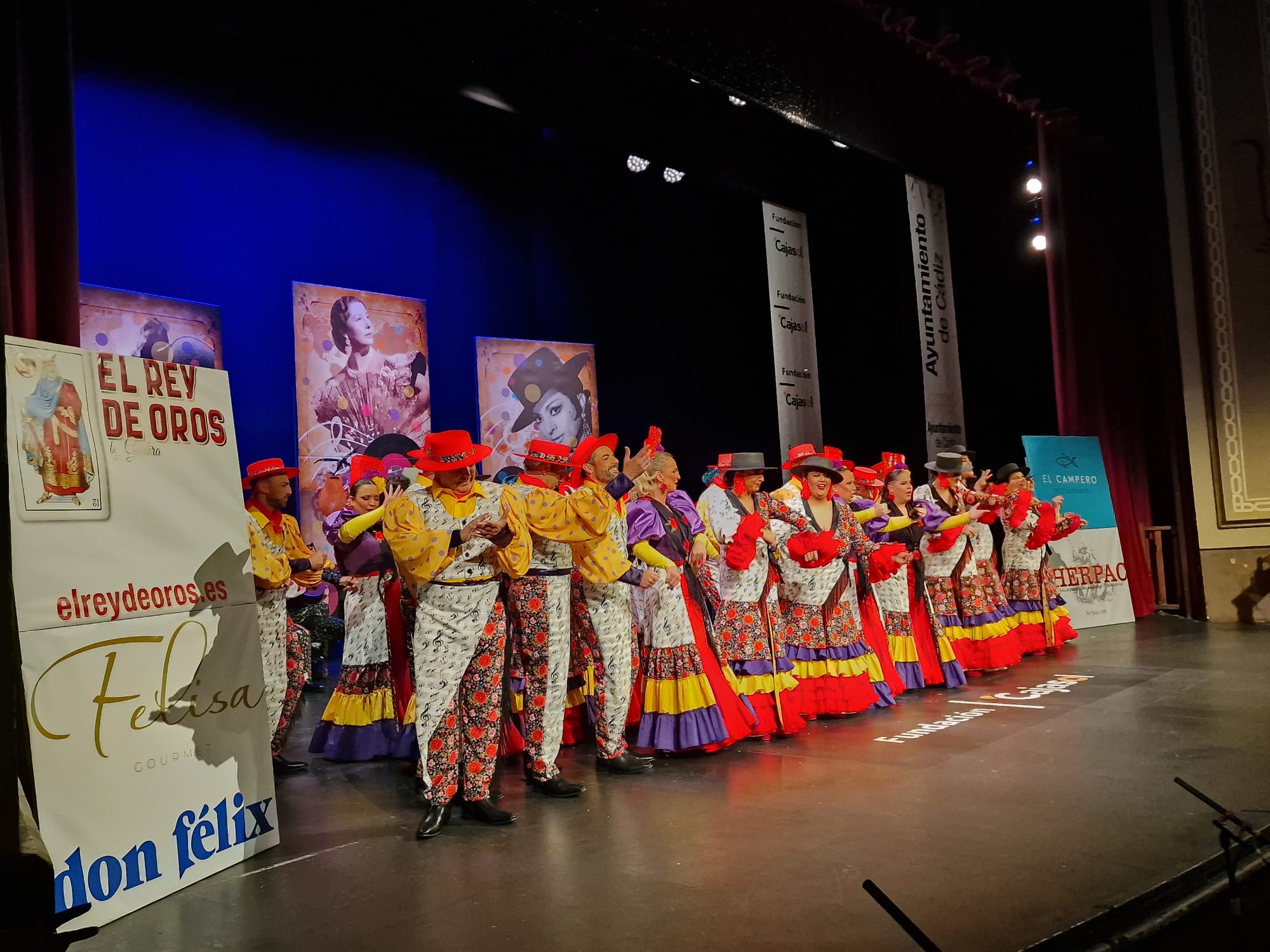 Así ha sido la actuación del coro 'El baúl de la Piquer' en las preliminares del COAC 2024 Así ha sido la actuación del coro 'El baúl de la Piquer' en las preliminares del COAC 2024
