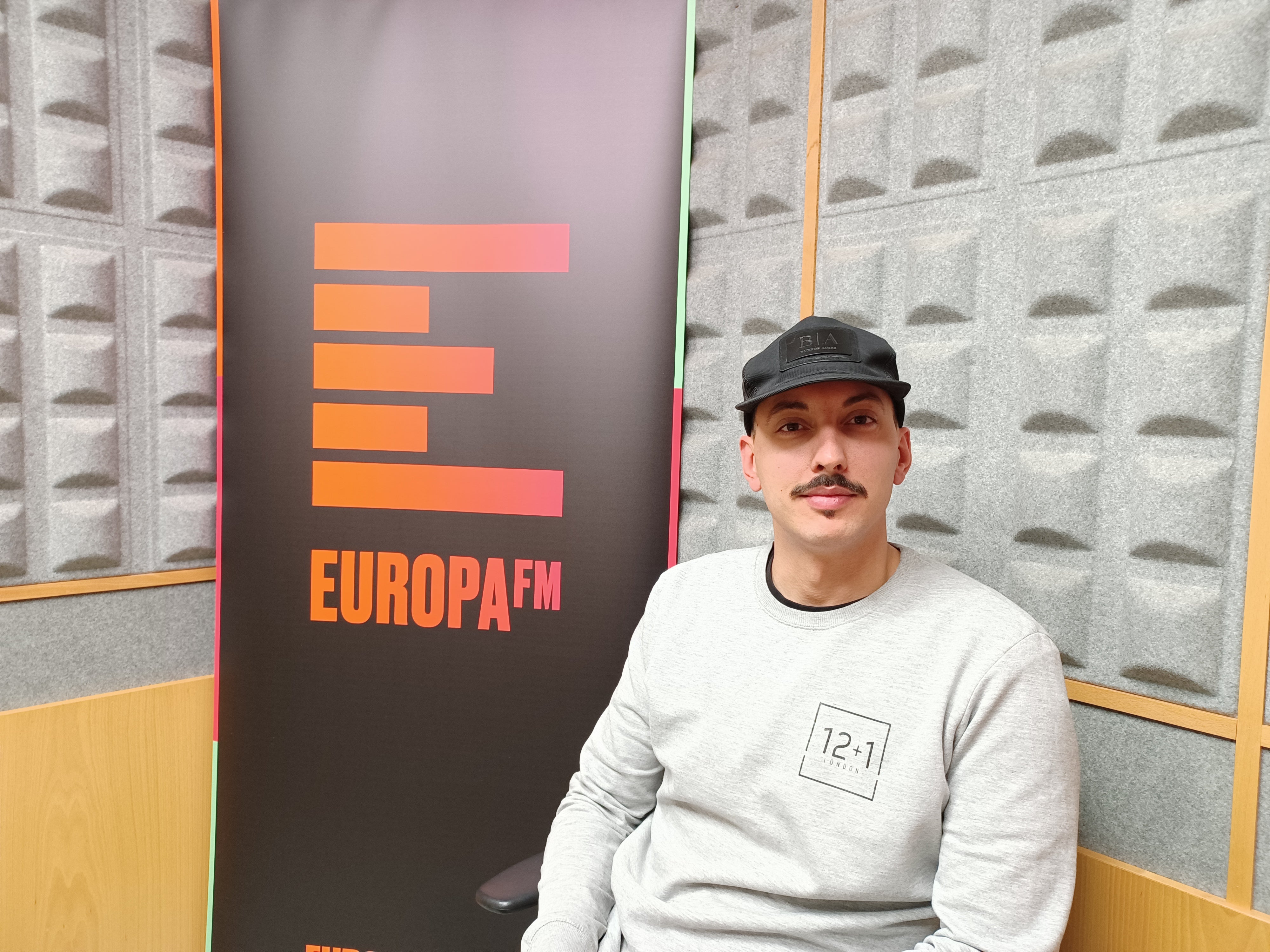 Conocemos las nuevas canciones del DJ y productor navarro U Z Z V Conocemos las nuevas canciones del DJ y productor navarro U Z Z V