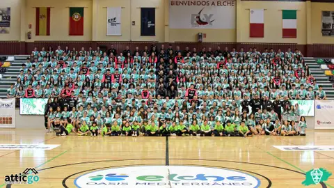 Presentación de todos los equipos del Atticgo Club Balonmano en el pabellón Esperanza Lag Presentación de todos los equipos del Atticgo Club Balonmano en el pabellón Esperanza Lag