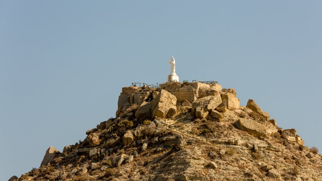 Vera trabaja para la desestacionalización del turismo y busca extender el legado de Bayra Vera trabaja para la desestacionalización del turismo y busca extender el legado de Bayra