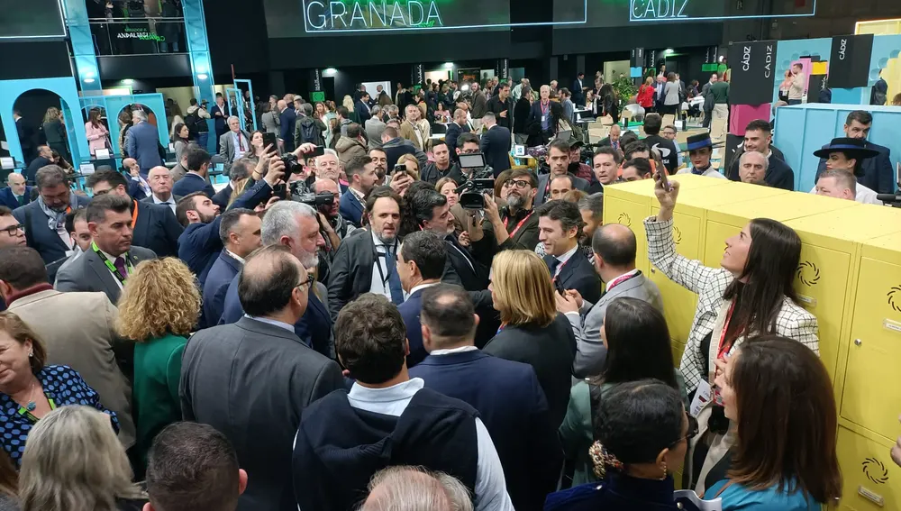Fitur 2024 Fitur 2024