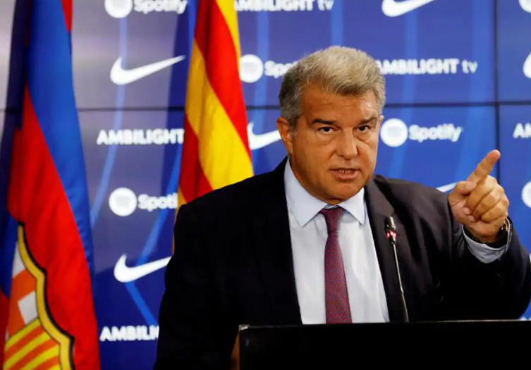 Laporta: "El VAR està segrestat" Laporta: "El VAR està segrestat"