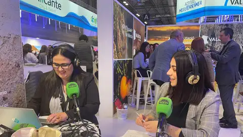 Amparo Piqueres y Begoña Perpiñá en FITUR 2024 Amparo Piqueres y Begoña Perpiñá en FITUR 2024