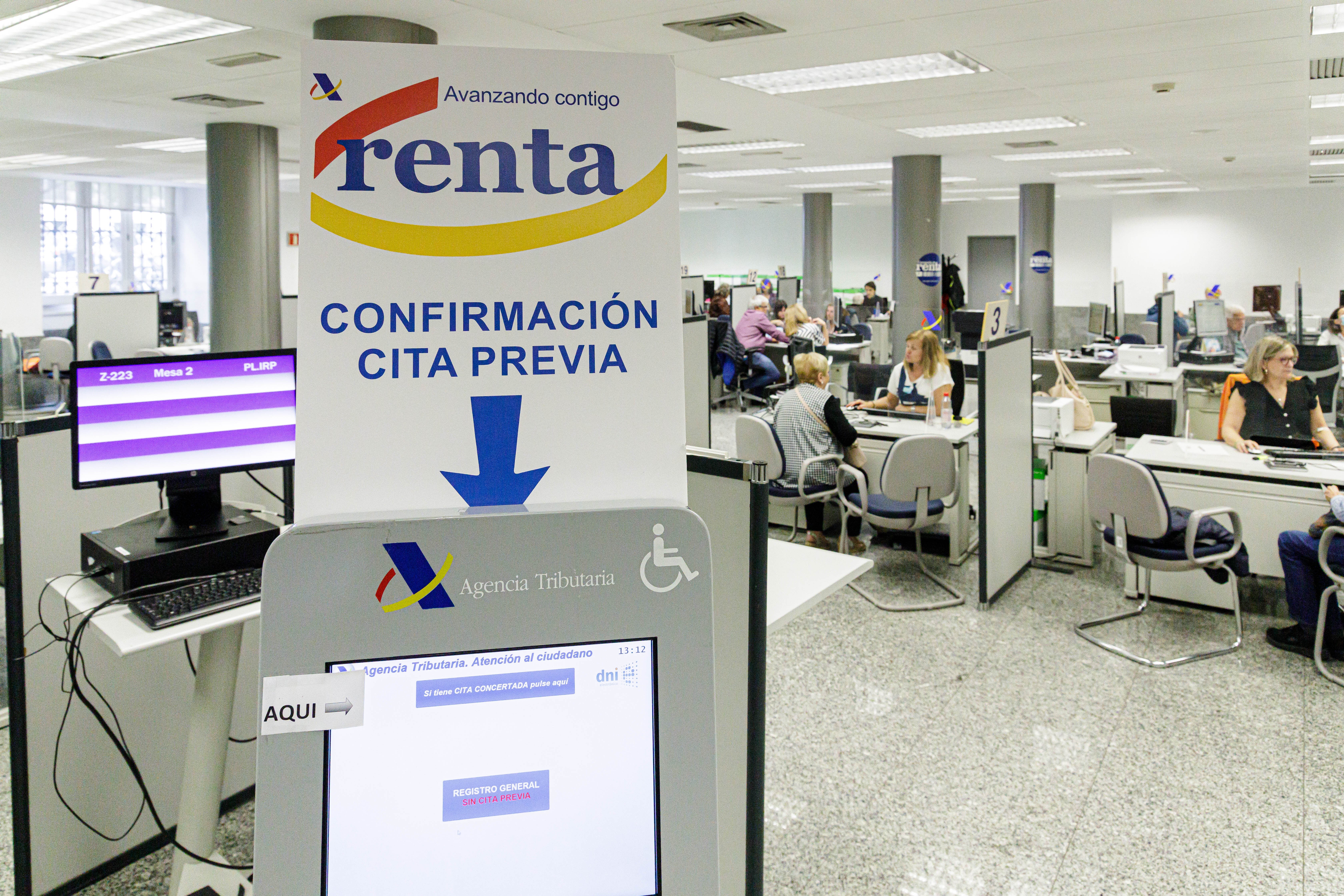 ¿Será obligatorio presentar la declaración de la Renta por Internet en 2024? Esto dice el BOE ¿Será obligatorio presentar la declaración de la Renta por Internet en 2024? Esto dice el BOE