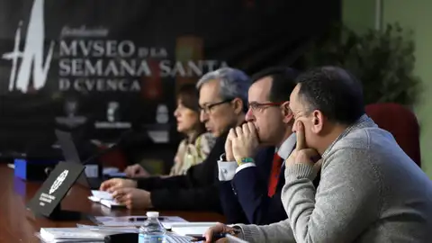 El presidente y otros integrantes de la Junta de Cofradías durante la junta general de este martes El presidente y otros integrantes de la Junta de Cofradías durante la junta general de este martes