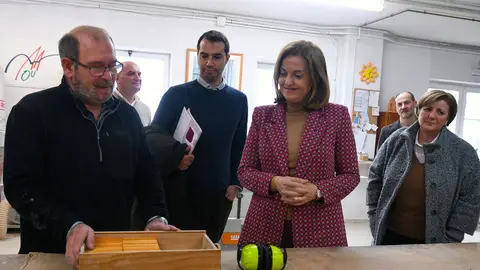 Elena Rivo pon de relevo o labor de Cogami e da asociación Aixiña en Ourense Elena Rivo pon de relevo o labor de Cogami e da asociación Aixiña en Ourense