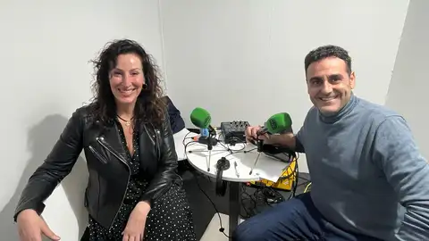 María del Mar Vázquez, alcaldesa de Almería, y Fran Fernández, periodista de Onda Cero María del Mar Vázquez, alcaldesa de Almería, y Fran Fernández, periodista de Onda Cero
