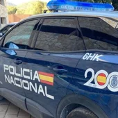 Un coche de la Policía Nacional Un coche de la Policía Nacional