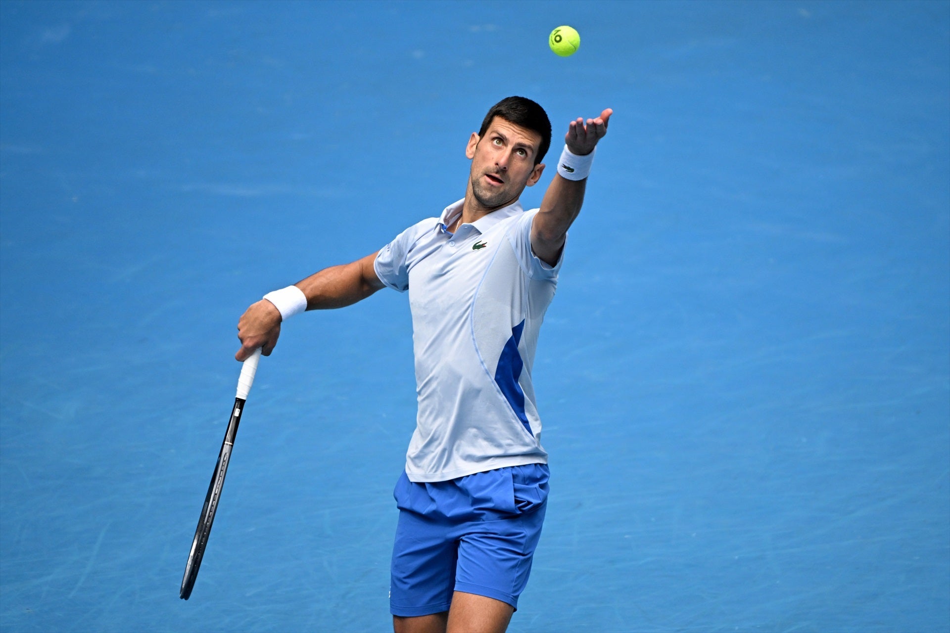 Un estelar Sinner supera a Djokovic en semifinales Un estelar Sinner supera a Djokovic en semifinales