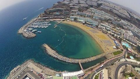 Playa de Puerto de Rico, municipio de Mogán en el sur de Gran Canaria 