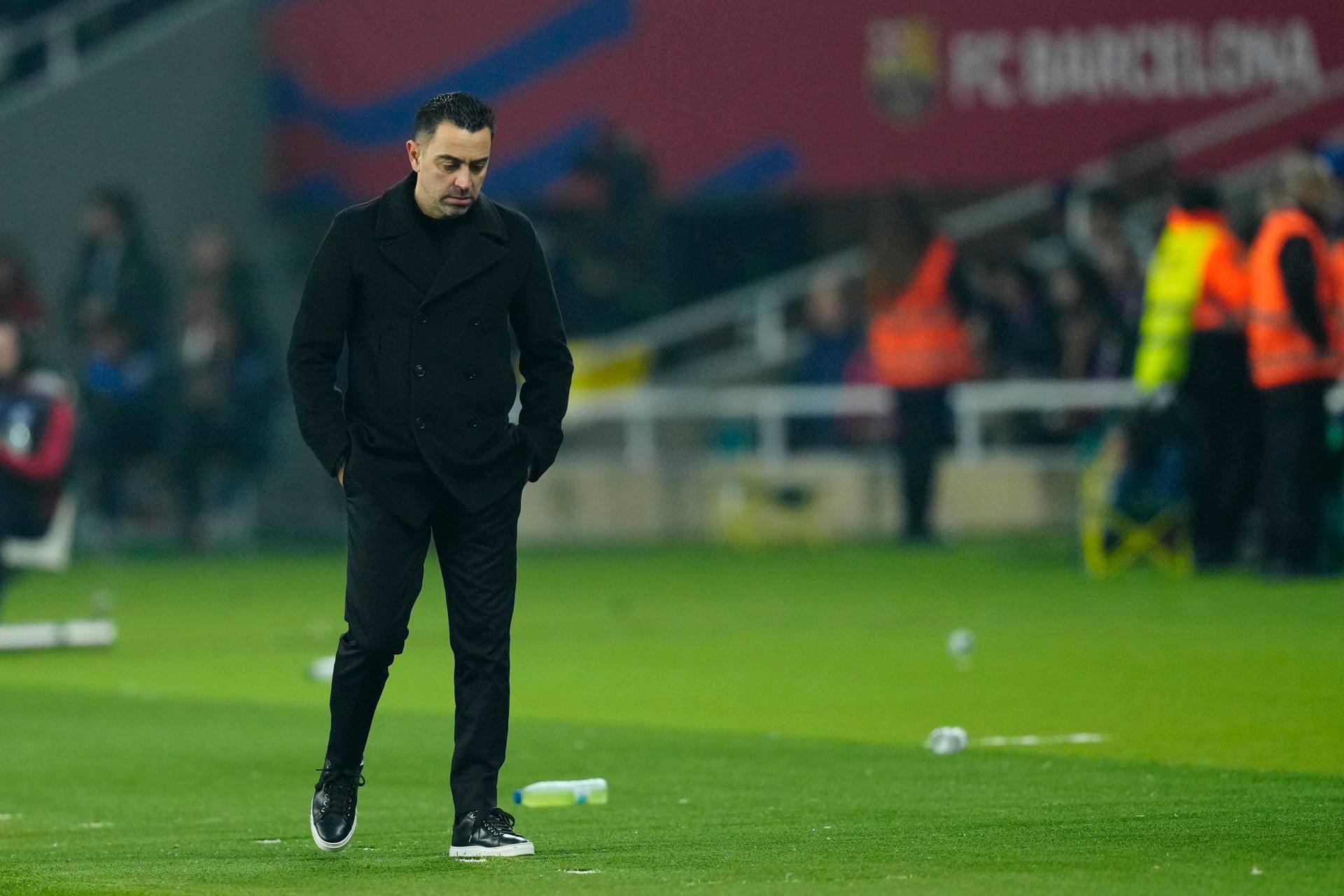 Lágrimas en el vestuario tras el anuncio de la marcha de Xavi Lágrimas en el vestuario tras el anuncio de la marcha de Xavi