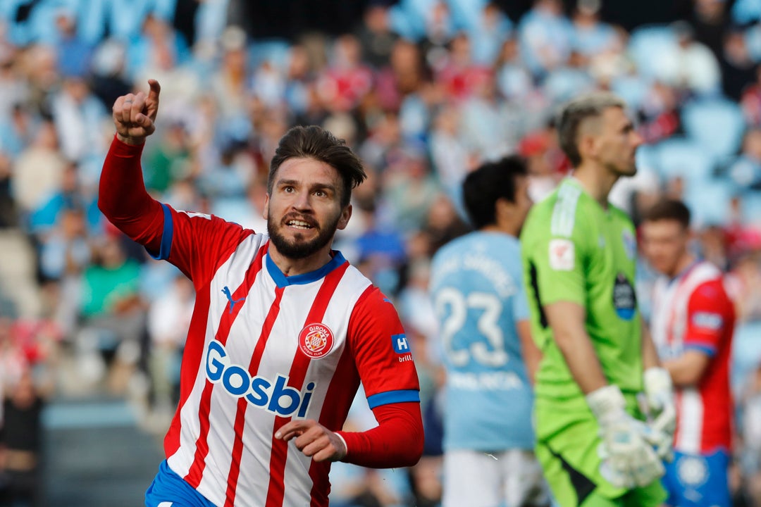 El Girona no afloja y recupera el liderato en Balaídos El Girona no afloja y recupera el liderato en Balaídos