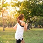 Las razones por la que correr despacio tiene más ventajas que hacerlo rápido