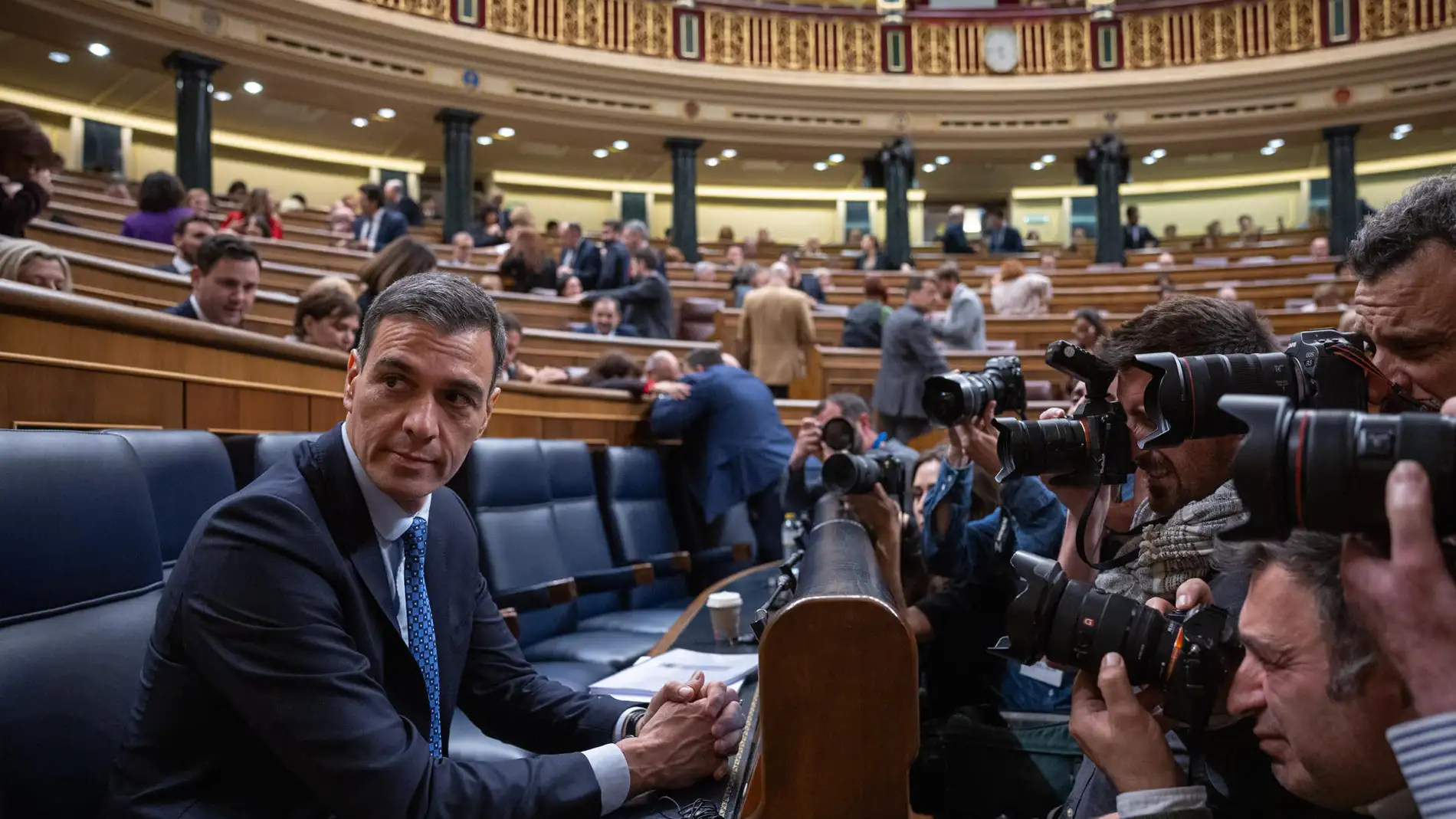 Pedro Sánchez durante la votación de la ley de amnistía
