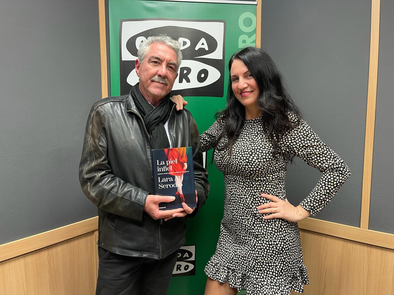 Así es 'La Piel Infiel', el nuevo libro de Lara Serodio: atractivo, sensual y prohibido. Así es 'La Piel Infiel', el nuevo libro de Lara Serodio: atractivo, sensual y prohibido.