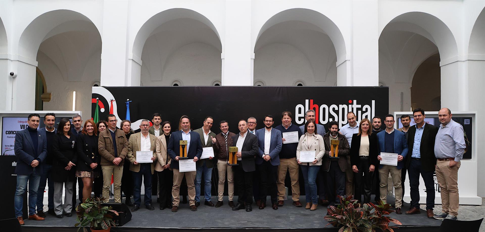 Virgen de la Estrella y Sol de Barros se hacen con los premios de la Cata Concurso de Aceites de Oliva Virgen de Badajoz Virgen de la Estrella y Sol de Barros se hacen con los premios de la Cata Concurso de Aceites de Oliva Virgen de Badajoz