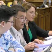 Cándido Simarro en la bancada del Grupo Municipal Popular en el Ayuntamiento de Valdepeñas Cándido Simarro en la bancada del Grupo Municipal Popular en el Ayuntamiento de Valdepeñas