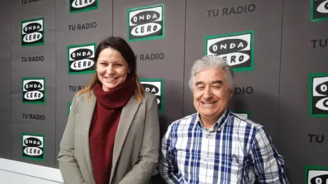 Belén Royo y Miguel Ángel Sauras, gerente y presidente de la AECC en Teruel AECC