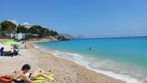La playa del Bol en Altea tendrá también servicio de socorrismo en 2024 La playa del Bol en Altea tendrá también servicio de socorrismo en 2024