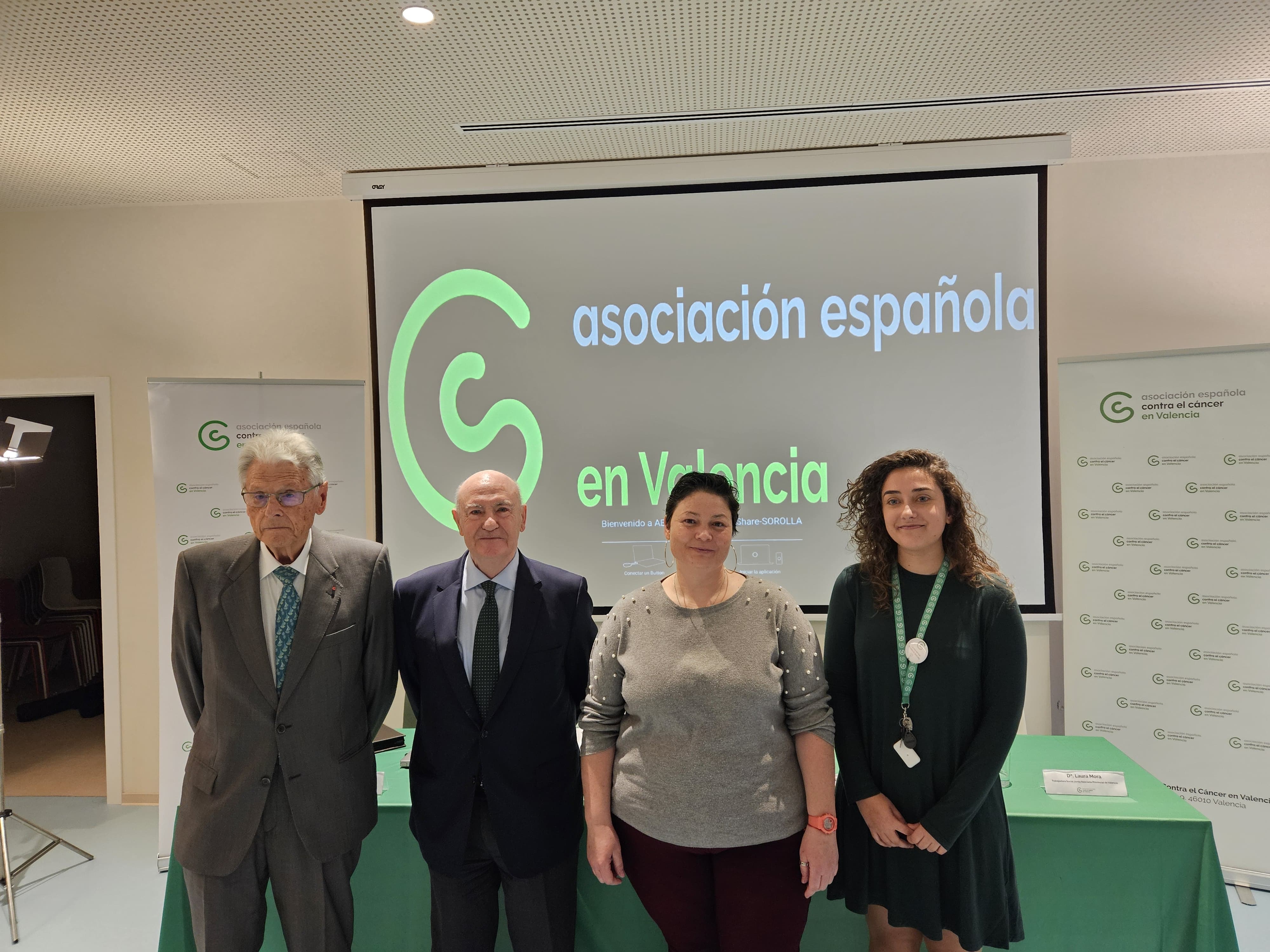 Uno de cada cuatro valencianos con cáncer pierde o deja su trabajo a lo largo de la enfermedad Uno de cada cuatro valencianos con cáncer pierde o deja su trabajo a lo largo de la enfermedad