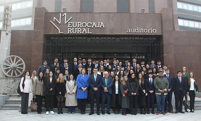 81 estudiantes universitarios comienzan sus prácticas en Eurocaja Rural 81 estudiantes universitarios comienzan sus prácticas en Eurocaja Rural