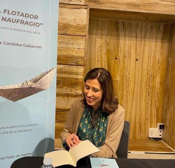 Beatriz Córdoba Gabarrón, médico y poeta: "La belleza tiene un poder sanador" Beatriz Córdoba Gabarrón, médico y poeta: "La belleza tiene un poder sanador"