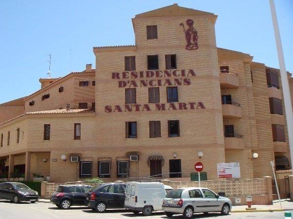 La Vila Joiosa amplía la acera de la Calle Alicante La Vila Joiosa amplía la acera de la Calle Alicante