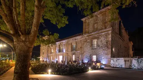 Palacio de Los Acevedos - Hoznayo Palacio de Los Acevedos - Hoznayo