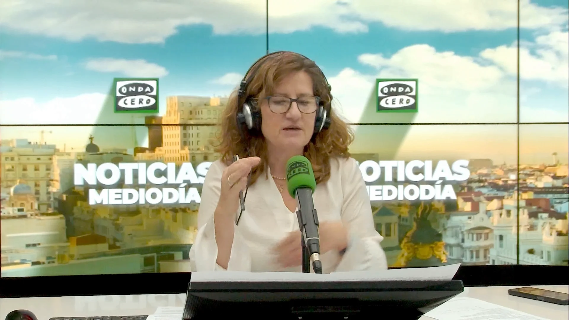 Elena Gijón: "No se puede denunciar la España o la Europa vaciada mientras se obstaculiza la vida rural" Elena Gijón: "No se puede denunciar la España o la Europa vaciada mientras se obstaculiza la vida rural"