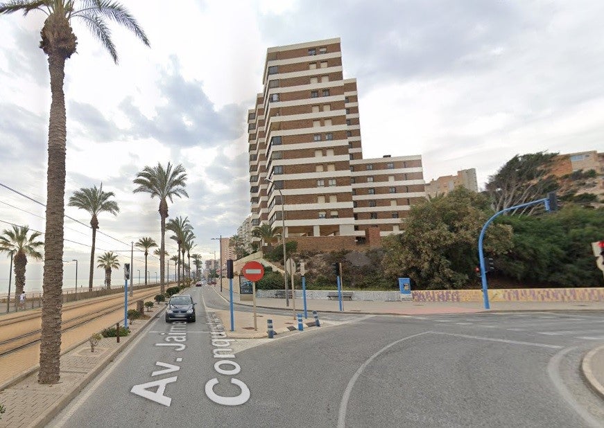 Un menor de 14 años protagoniza una persecución policial a gran velocidad por las calles de El Campello y Alicante Un menor de 14 años protagoniza una persecución policial a gran velocidad por las calles de El Campello y Alicante