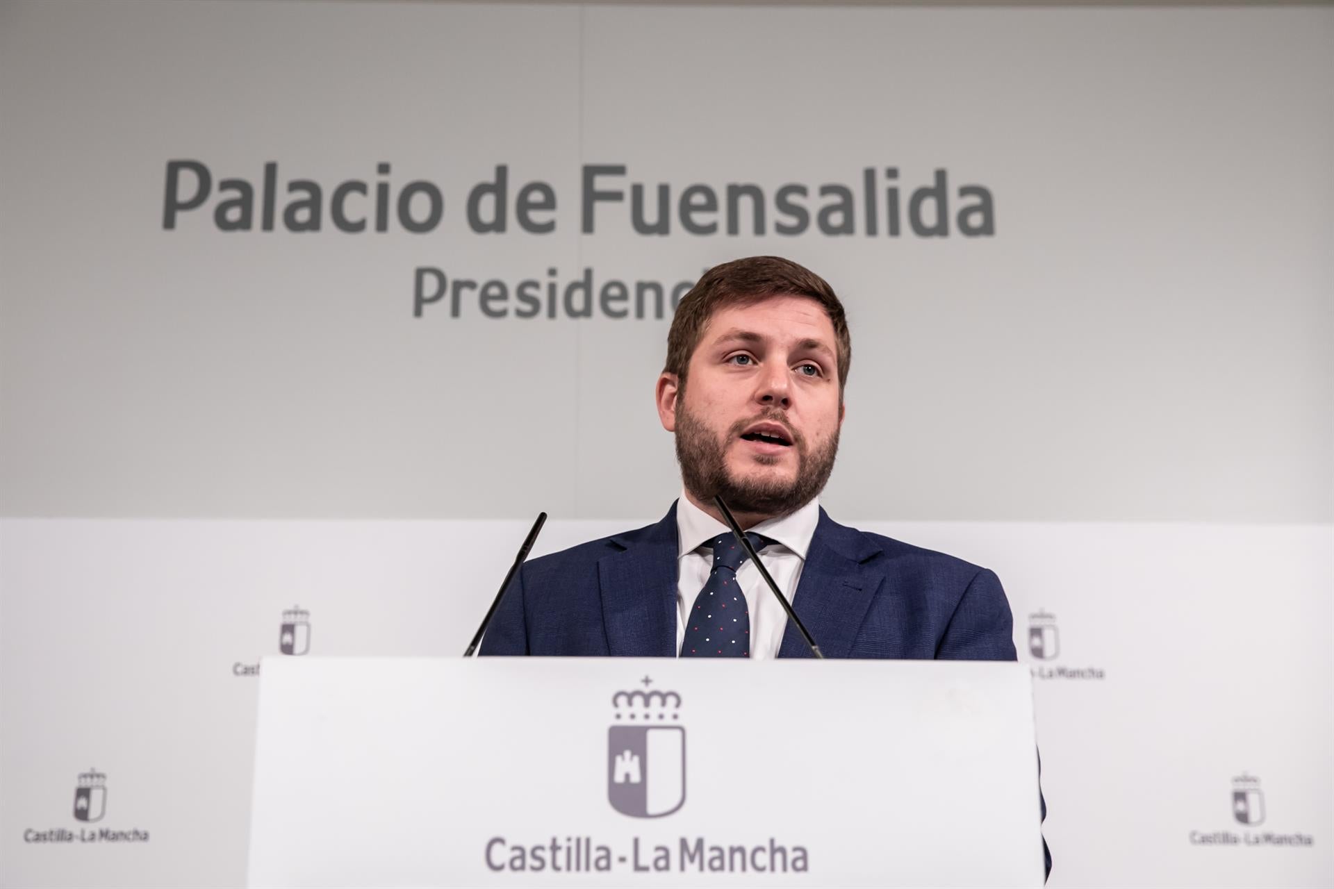 Gobierno regional y extremeño hablarán del AVE 'en los próximos días' Gobierno regional y extremeño hablarán del AVE 'en los próximos días'