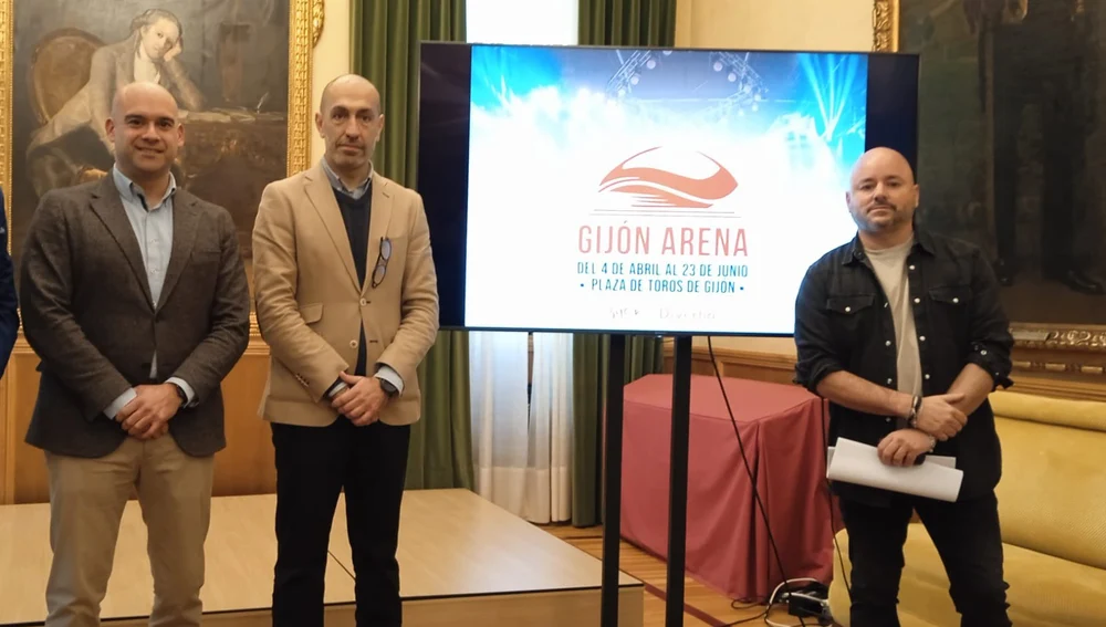 Presentación del &quot;Gijón Arena&quot; en el Ayuntamiento de Gijón