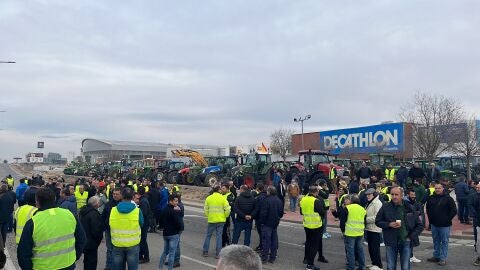 Colapso en al ciudad de Albacete con la presencia de m&aacute;s de 500 tractores 