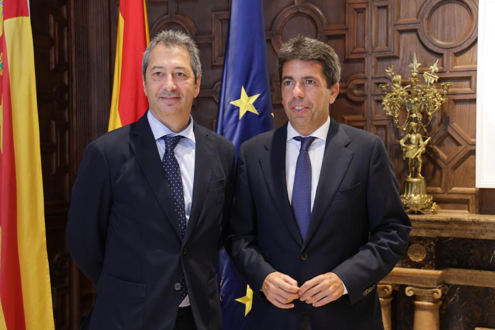 La campaña 'Orgullo de Comunitat' enfrenta a Mazón y Barrera La campaña 'Orgullo de Comunitat' enfrenta a Mazón y Barrera