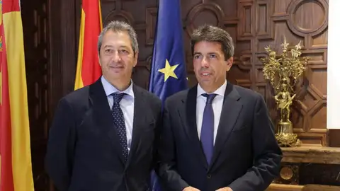 La campaña 'Orgullo de Comunitat' enfrenta a Mazón y Barrera La campaña 'Orgullo de Comunitat' enfrenta a Mazón y Barrera