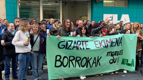 El acuerdo llega a las aulas de los centros concertados de Euskadi 