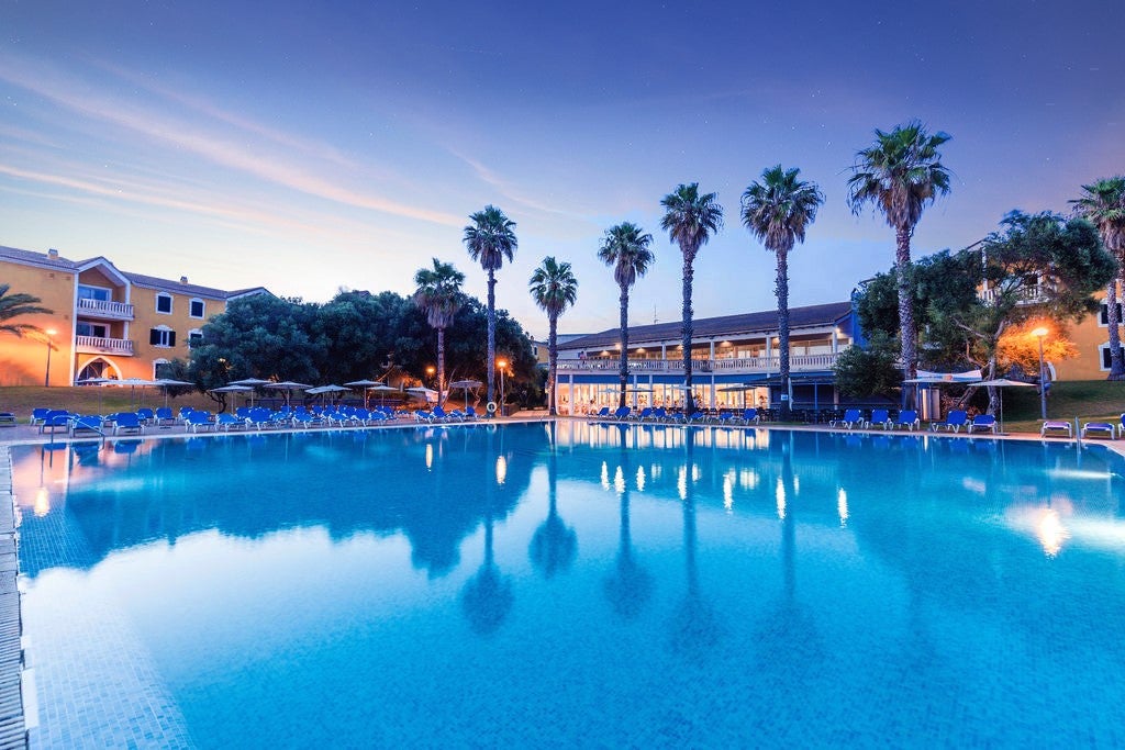 Vibra Hotels gestionará el complejo Vacances Menorca Resort de Ciutadella Vibra Hotels gestionará el complejo Vacances Menorca Resort de Ciutadella