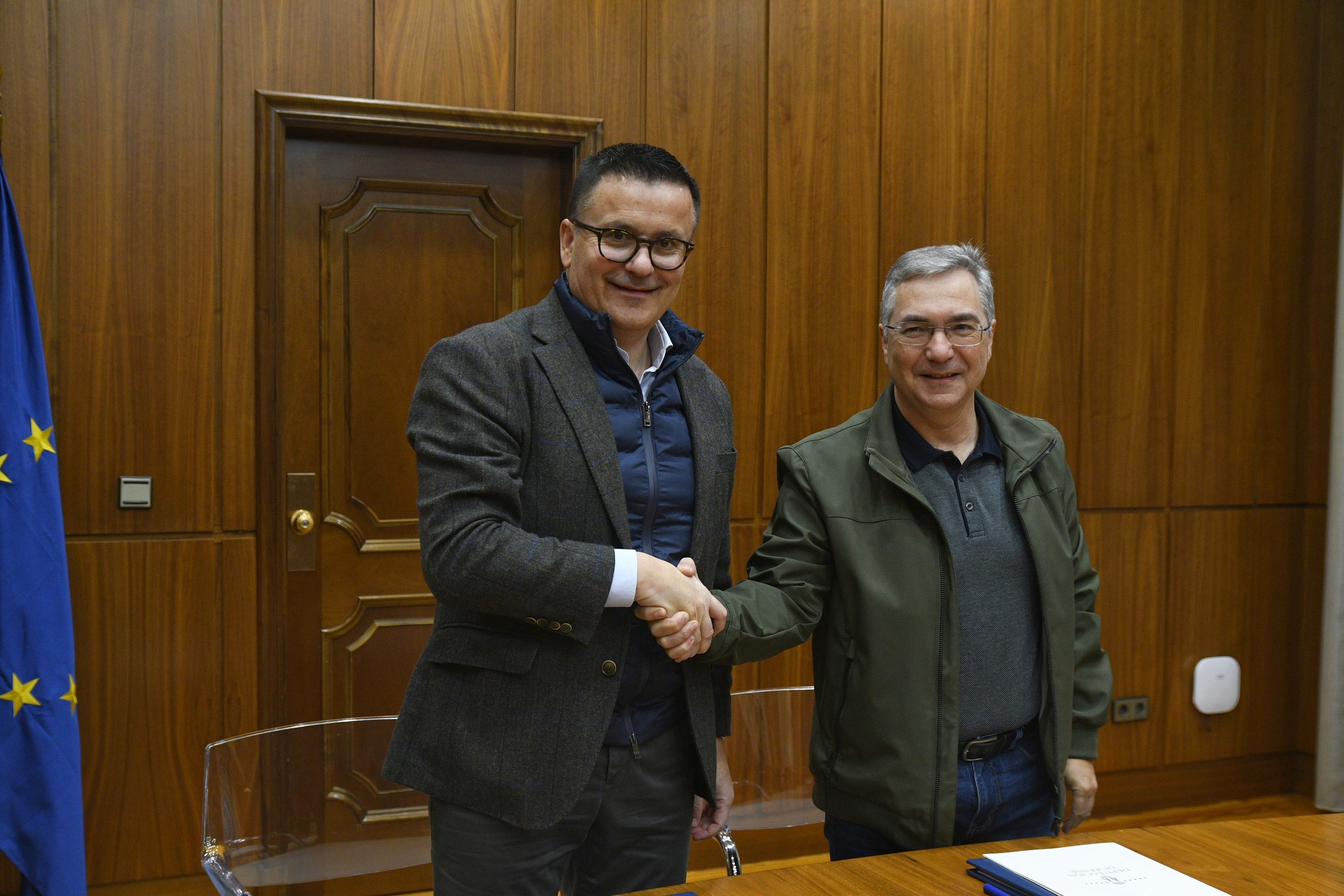 A Xunta e a Deputación colaborarán na loita contra os incendios na provincia de Ourense A Xunta e a Deputación colaborarán na loita contra os incendios na provincia de Ourense