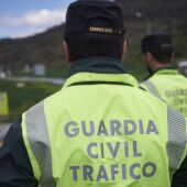Una mujer de 35 años fallece en Ibiza tras estrellarse su moto contra un camión 