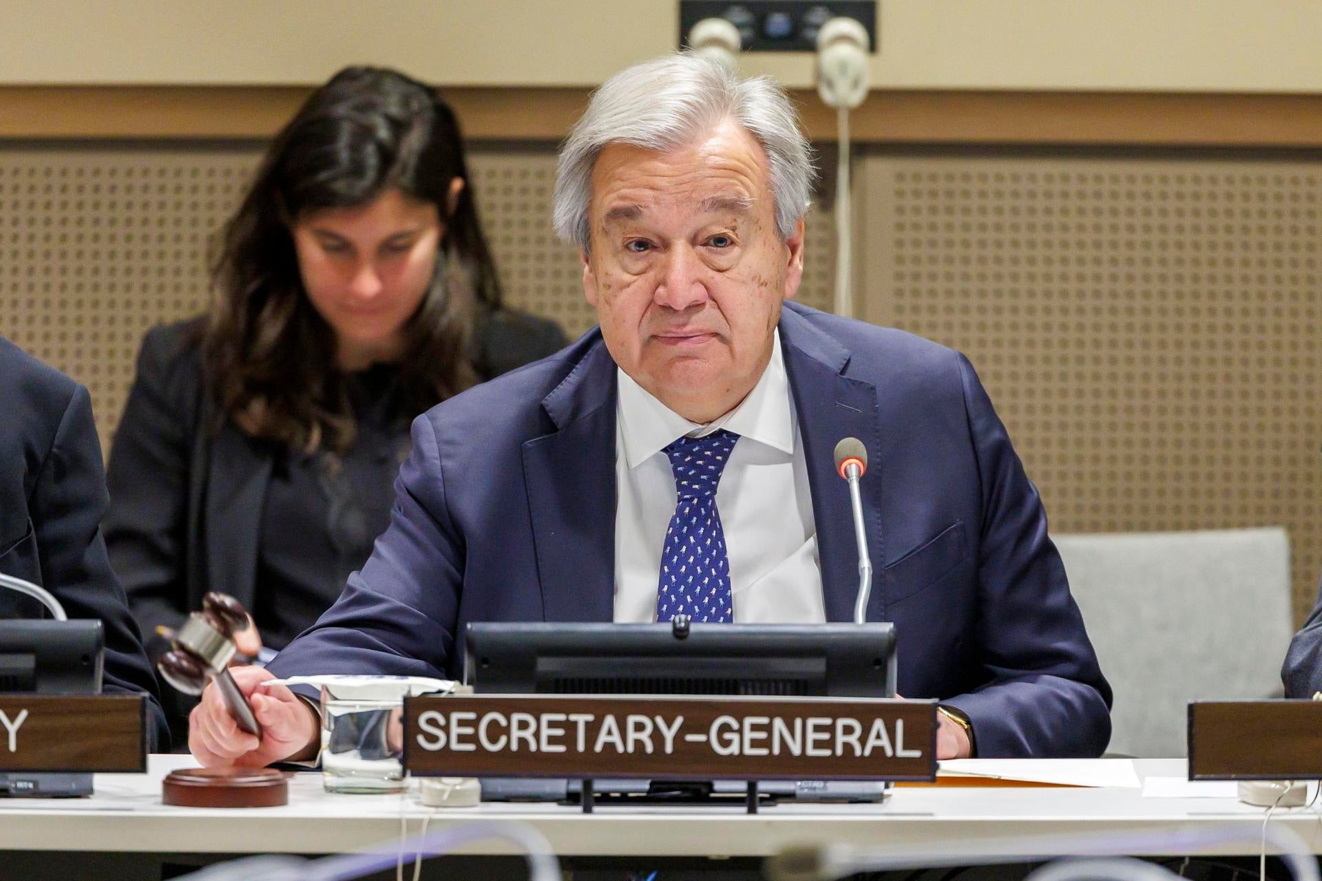 António Guterres afirma que el mundo "está entrando en la era del caos" António Guterres afirma que el mundo "está entrando en la era del caos"