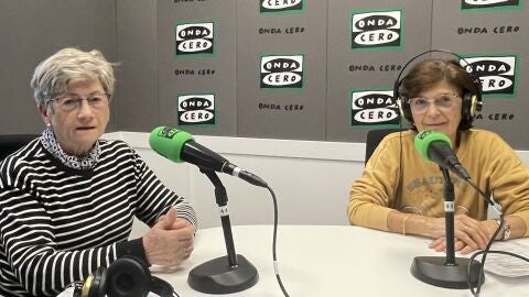 Tonica Cant&oacute; y M&ordf; &Aacute;ngeles P&acute;rez, miembros de Manos Unidas en la Vila Joiosa.