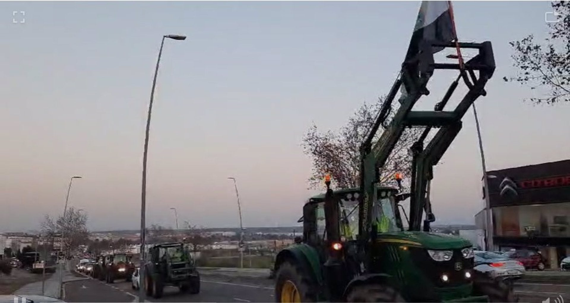 Normalidad en las carreteras tras levantarse las protestas de los agricultores que sacaron más de un millar de tractores a las calles Normalidad en las carreteras tras levantarse las protestas de los agricultores que sacaron más de un millar de tractores a las calles