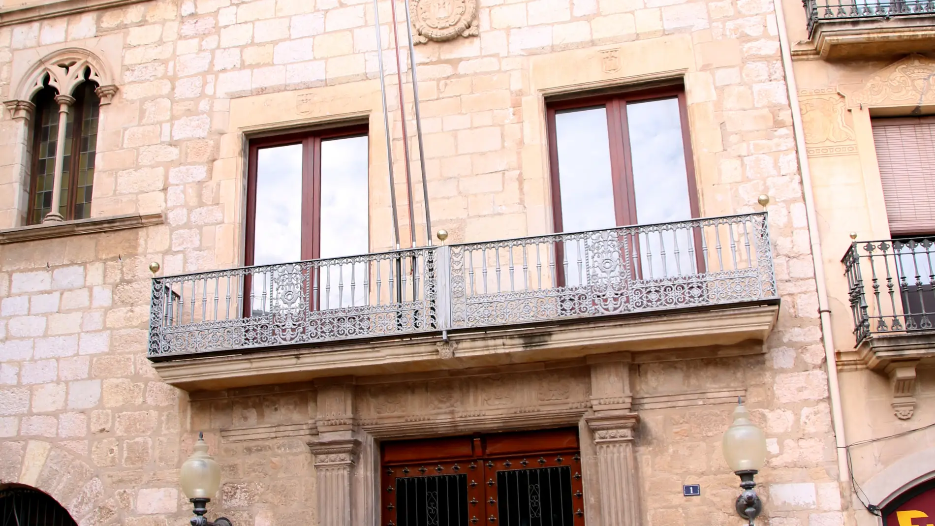 Façana de l'Ajuntament de Montblanc
