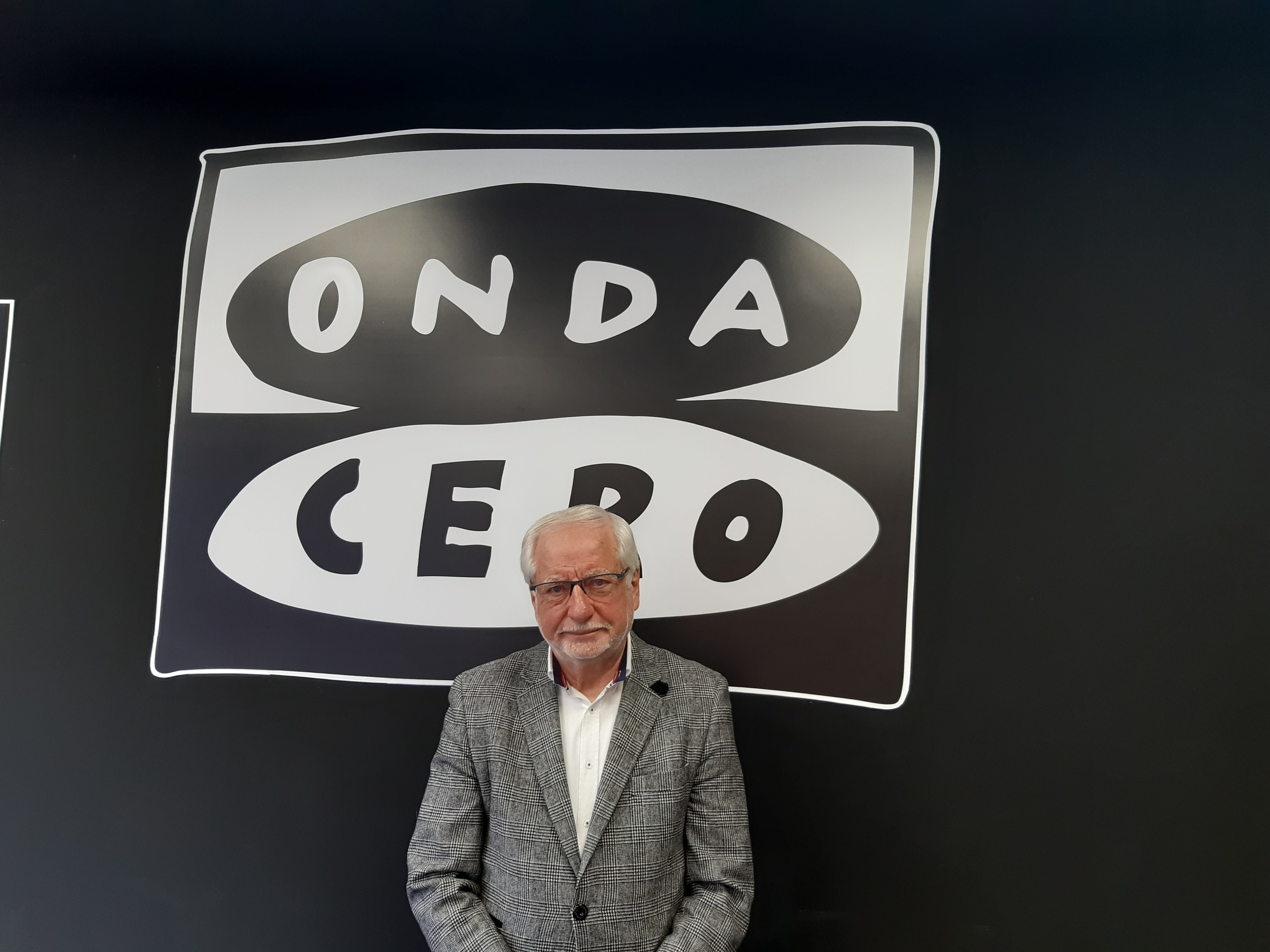 Entrevista a José María Lana, presidente de la Cruz Roja en Asturias Entrevista a José María Lana, presidente de la Cruz Roja en Asturias