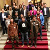 Els 8 representants de la pagesia que s'han reunit amb polítics al Parlament Els 8 representants de la pagesia que s'han reunit amb polítics al Parlament