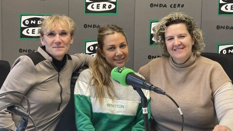 Marta Mingot, Loli Llorca y M&ordf; &Aacute;ngeles Rodr&iacute;guez, miembros de la Associaci&oacute; Santa Marta.