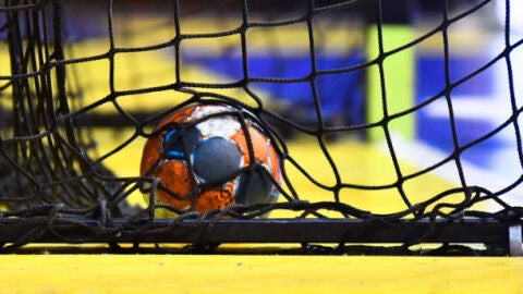 Bal&oacute;n balonmano