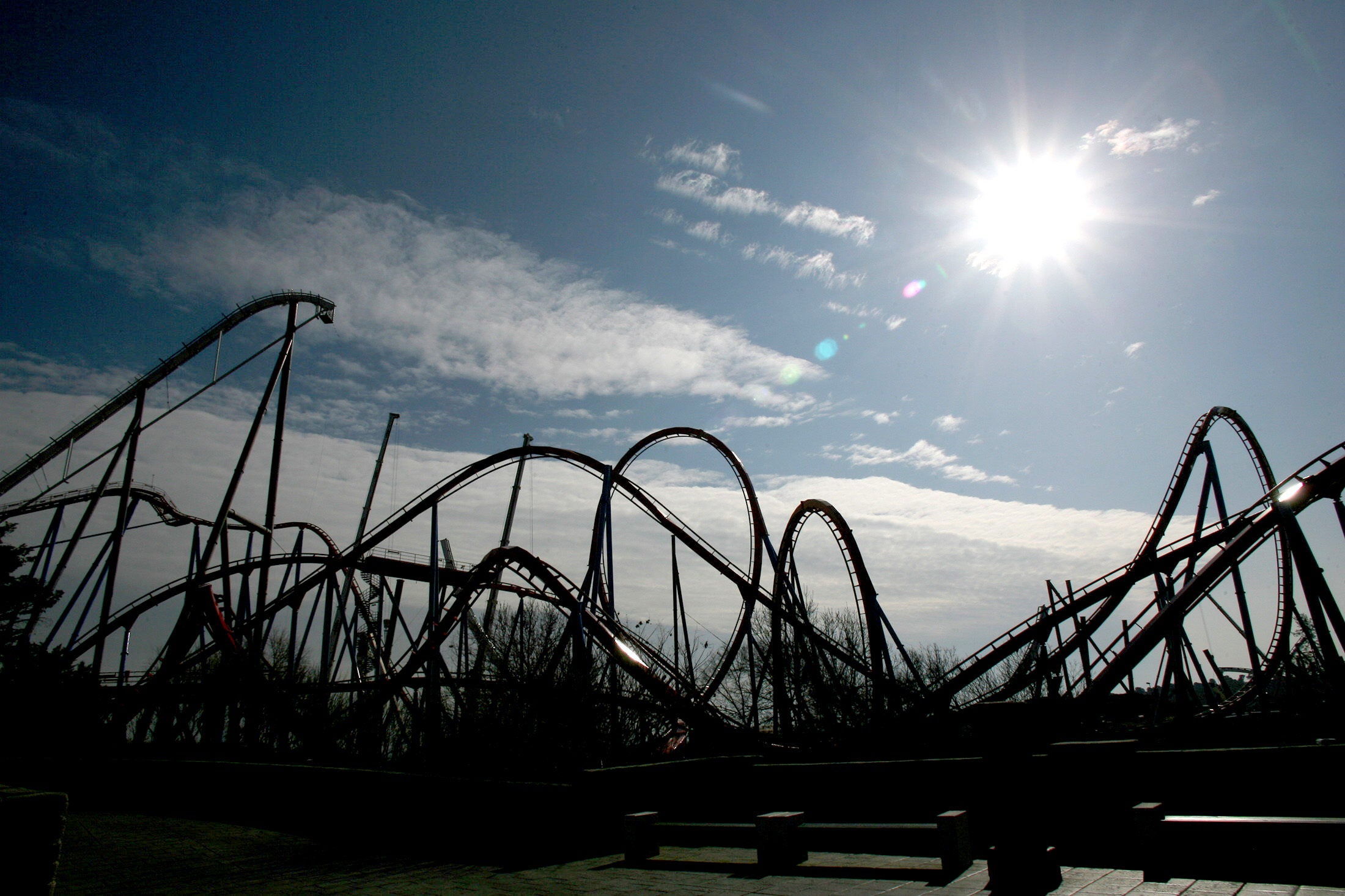 PortAventura defiende que el viento es el único causante del accidente con 14 heridos y no la atracción PortAventura defiende que el viento es el único causante del accidente con 14 heridos y no la atracción